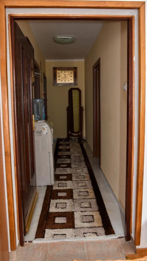Simun Apartment *